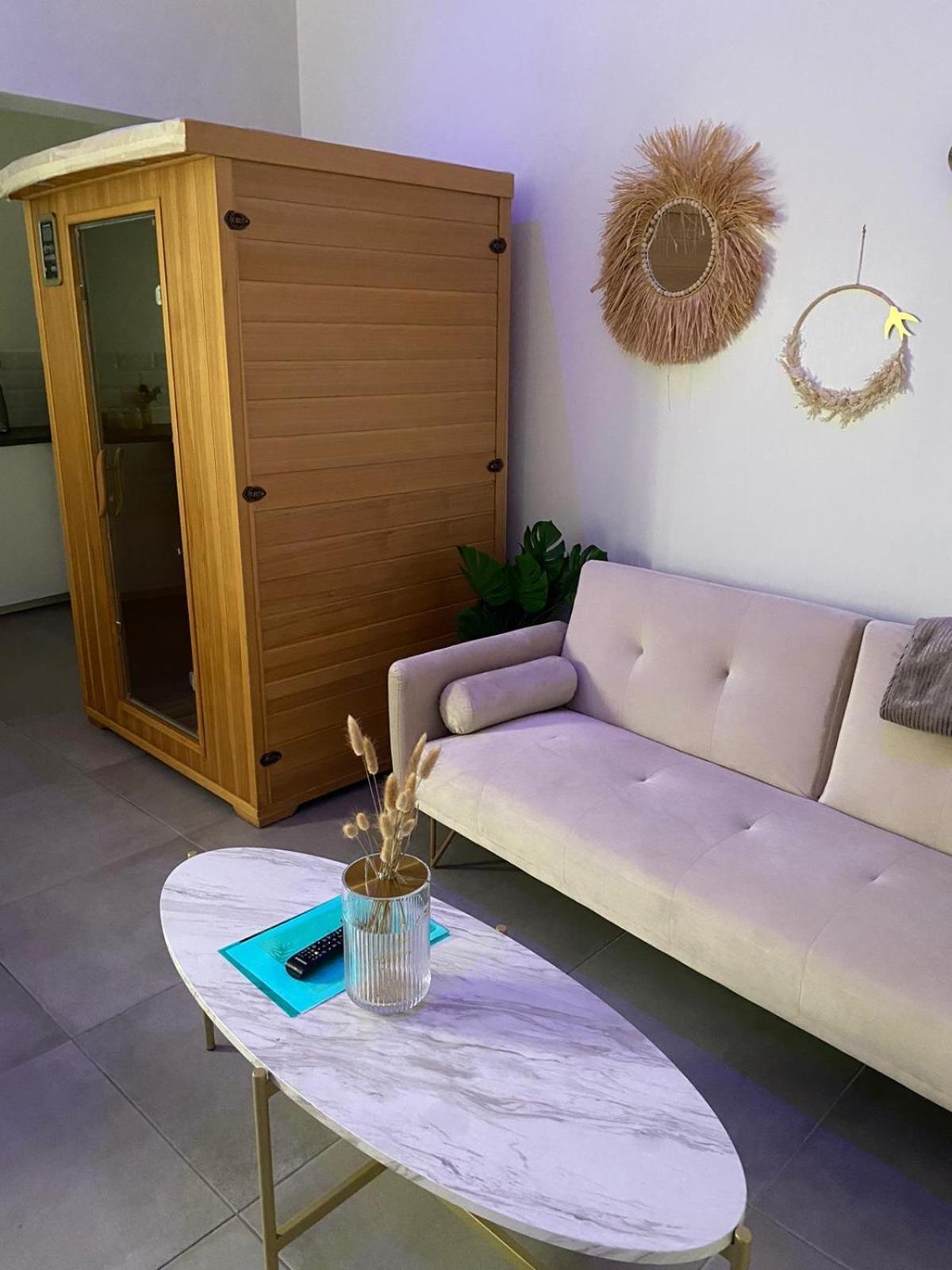Spa Jungle Le Mesnil-Saint-Denis Exterior foto